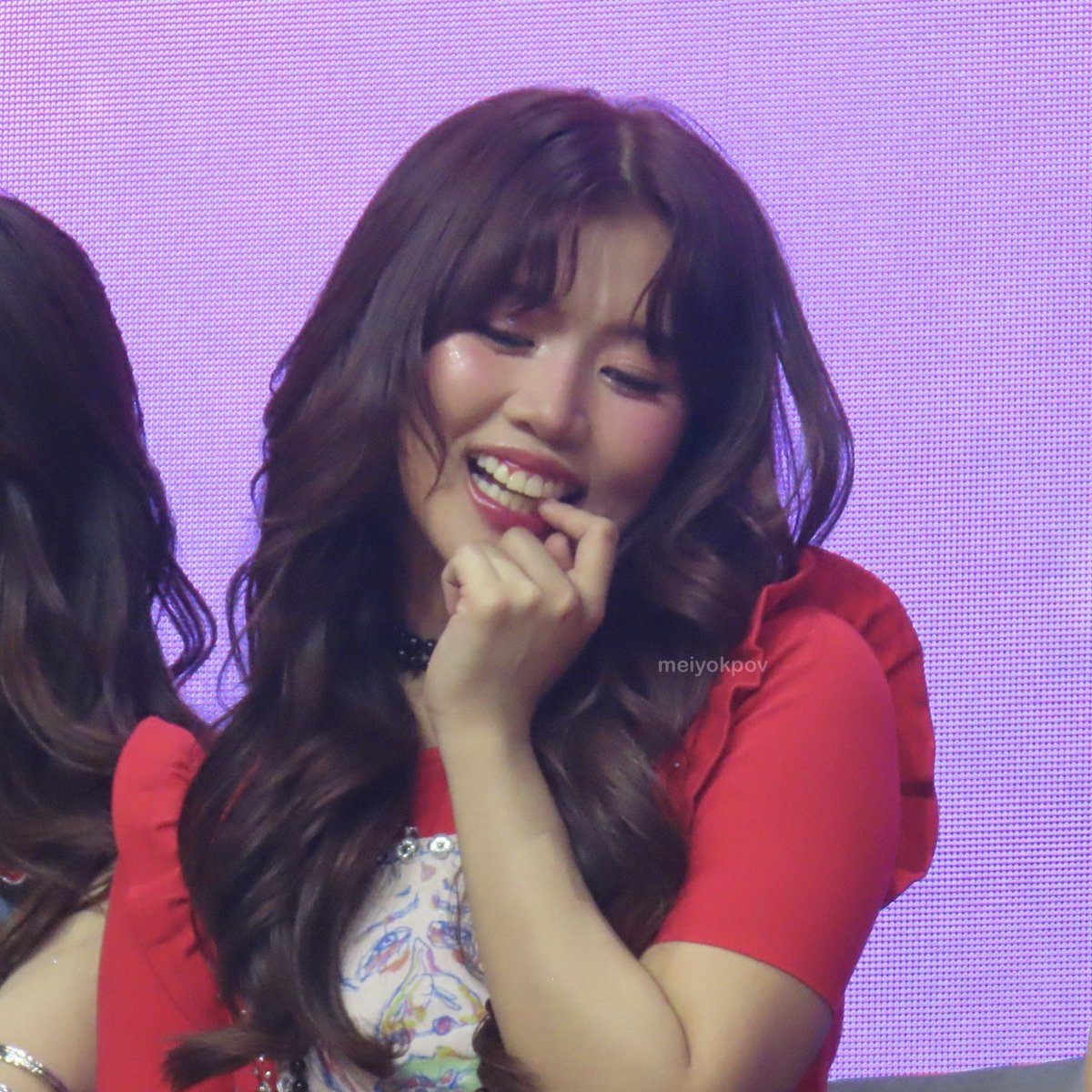 loicey loops tweet media