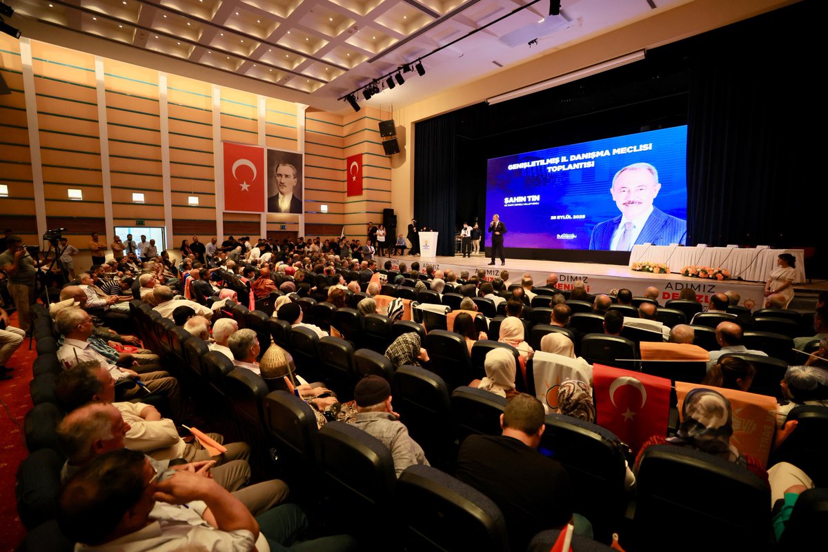 AK Parti #Denizli İl Danışma Meclisi toplantımızı dava ve yol arkadaşlarımızla büyük bir coşku ve heyecanla gerçekleştirdik. Birlik, kardeşlik ve gönül seferberliğiyle kutlu yürüyüşümüzü daha güçlü yarınlara taşıyoruz. Yorulmadan, durmadan, azim ve gayretle çalışmaya devam! 🇹🇷
