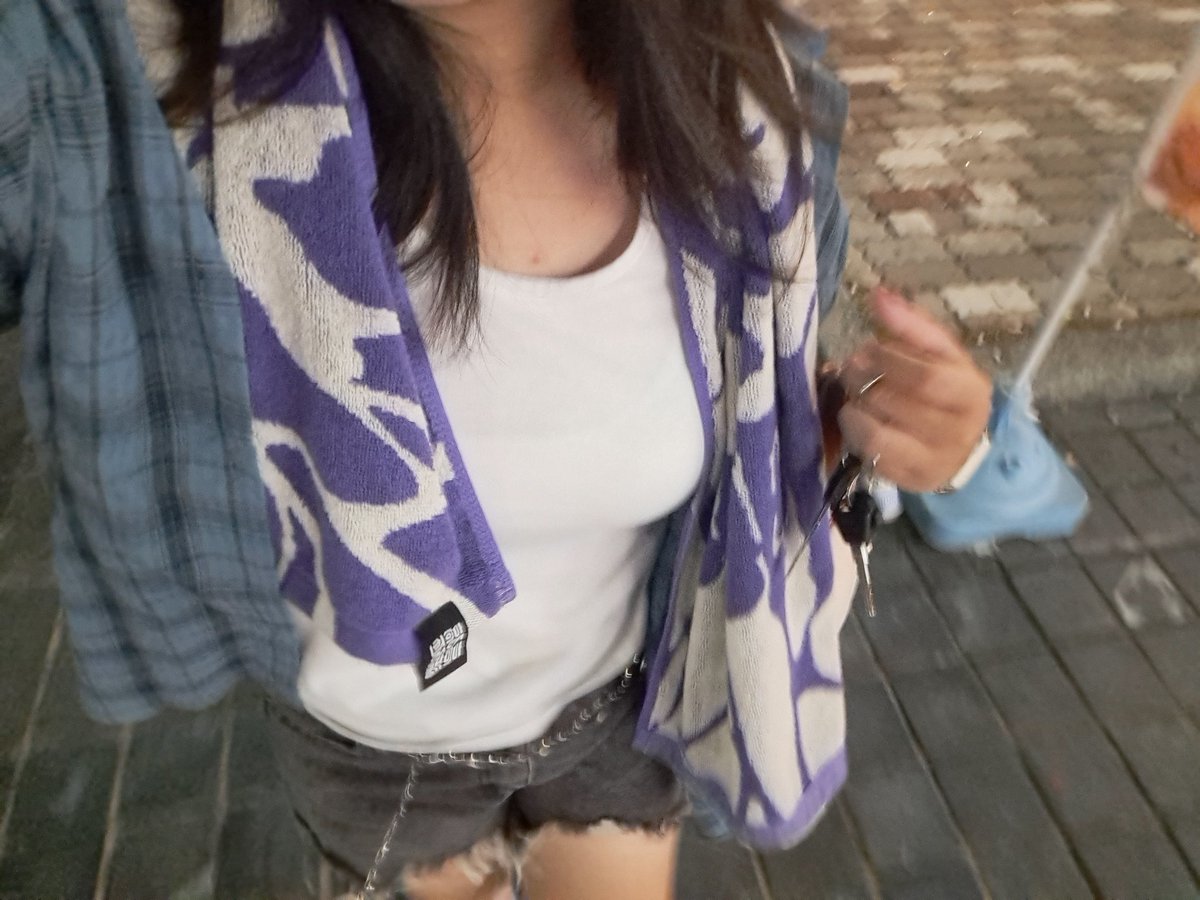 OOTD https://t.co/el01wgNmvE
