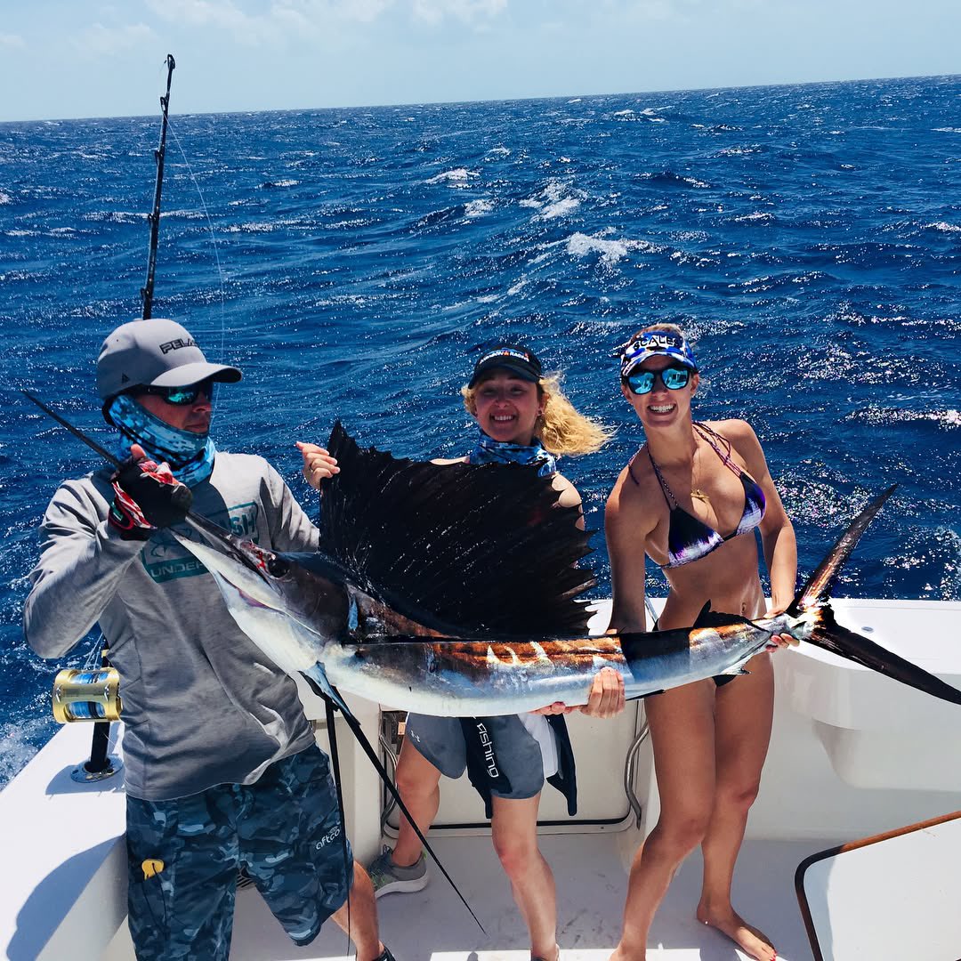 hanacoops512's tweet photo. What an awesome trip to Chub cay 💙 https://t.co/82cq2sKjwR