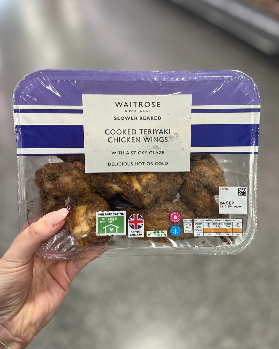 TheSpiresBarnet's tweet image. Something tasty has landed at  Waitrose 🍗

Say hello to their new chicken wings – ready to cook, full of flavour and just the thing for sharing at home.

Perfect for match days, movie nights or a midweek treat.

#waitrose #newfoods #dinnerideas #thespires #barnet