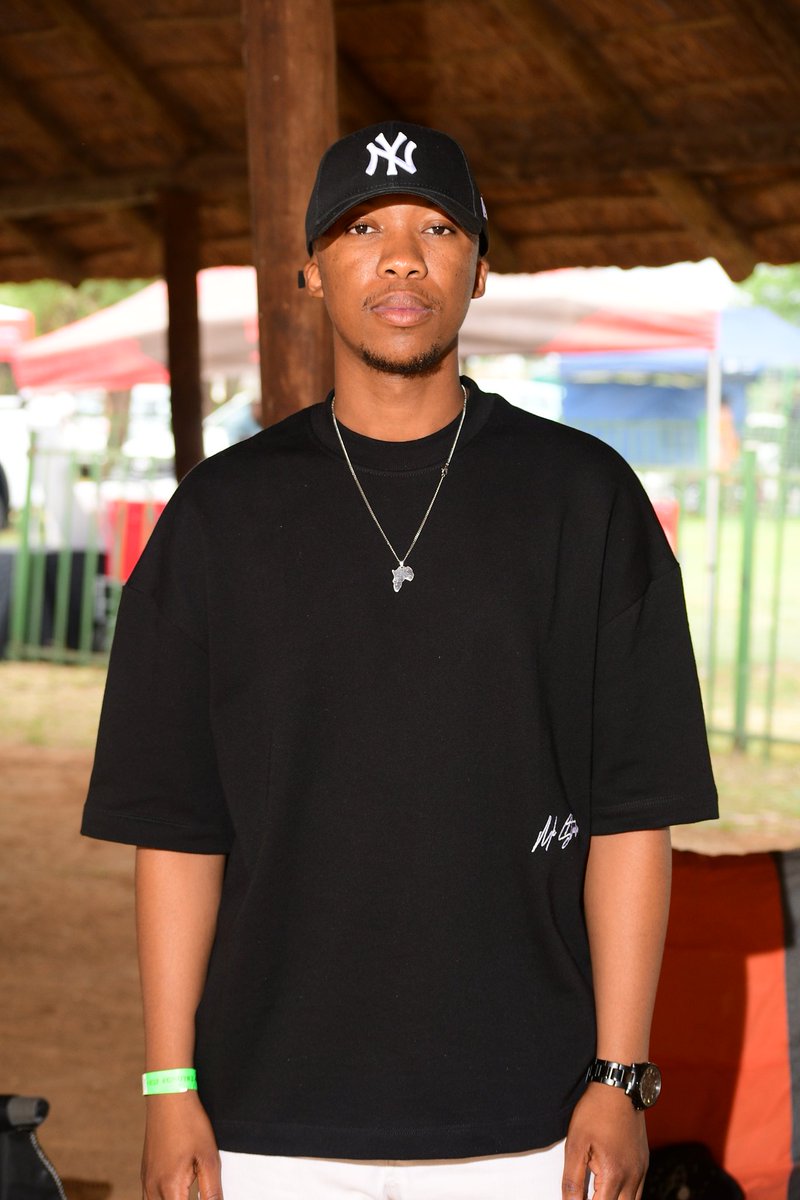 konkrenko lá punye tweet media