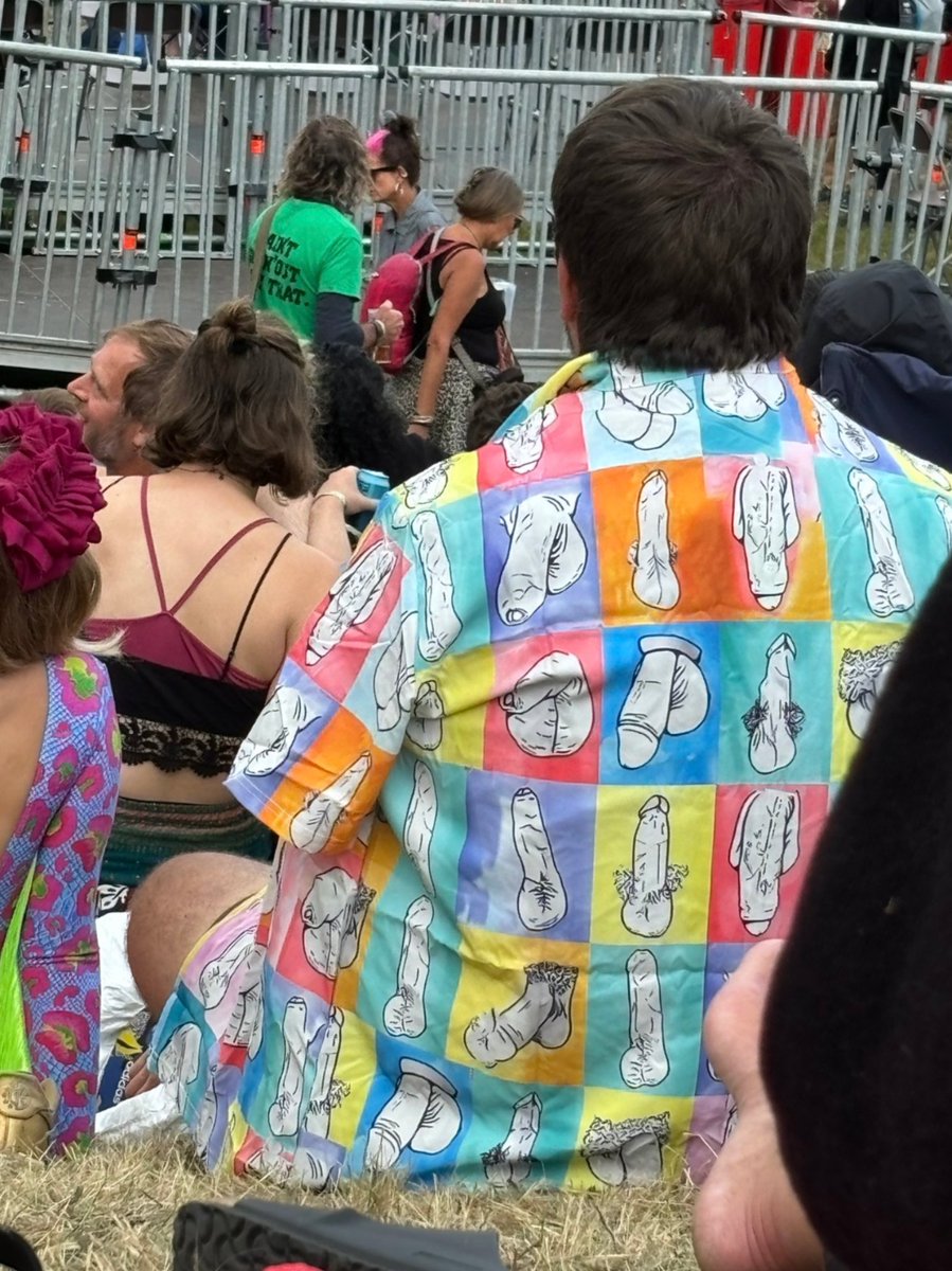 shirts that go hard (@shirtsthtgohard) on Twitter photo 