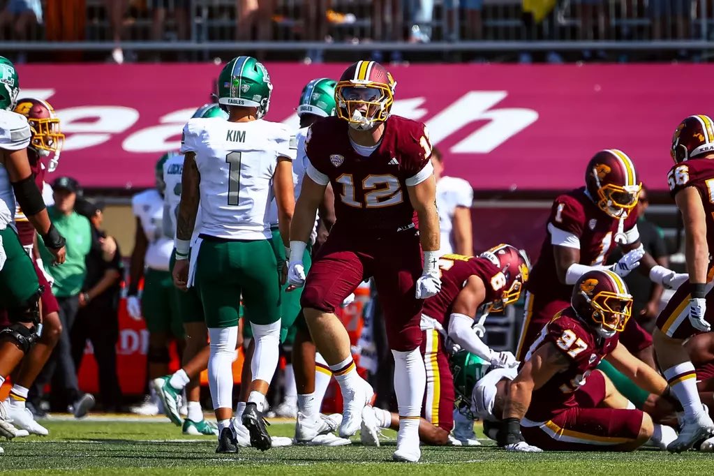 AdamJaksa's tweet photo. Yesterday was Central Michigan’s 7th straight win at home against Eastern.

The Eagles haven’t won in MP since 2011.

Chris Creighton is the longest tenured coach in the MAC (12th yr).

He’s won in every MAC stadium while HC at EMU, except one (0-6 at K/S). 

#FireUpChips https://t.co/WOlZoea40N