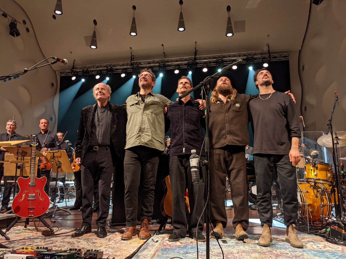 Mighty Oaks last night with the Babelsberg Filmorchester! Awesome arrangements.