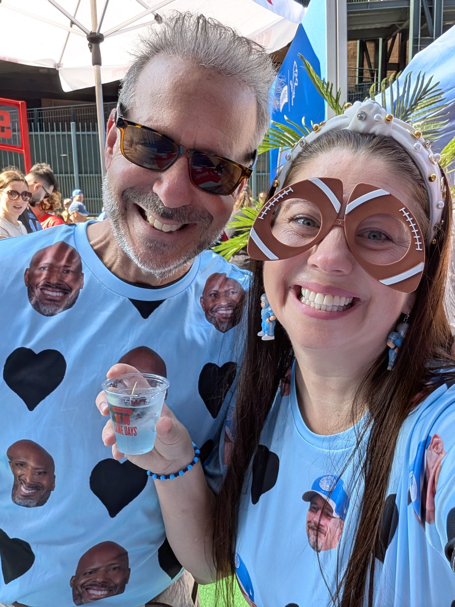 KellyWendt11's tweet photo. #smirnoff https://t.co/xAuSg8UC3n