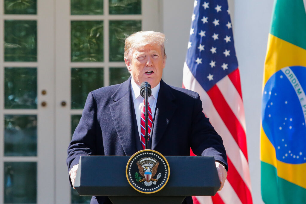 🚨 INVESTING : "Trump parteciperà a un incontro con i principali generali martedì - Washington Post"