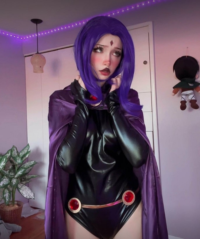 rosylaurenx's tweet image. Prove you want more by saying ‘yes’ then check Dms for the Spicy version