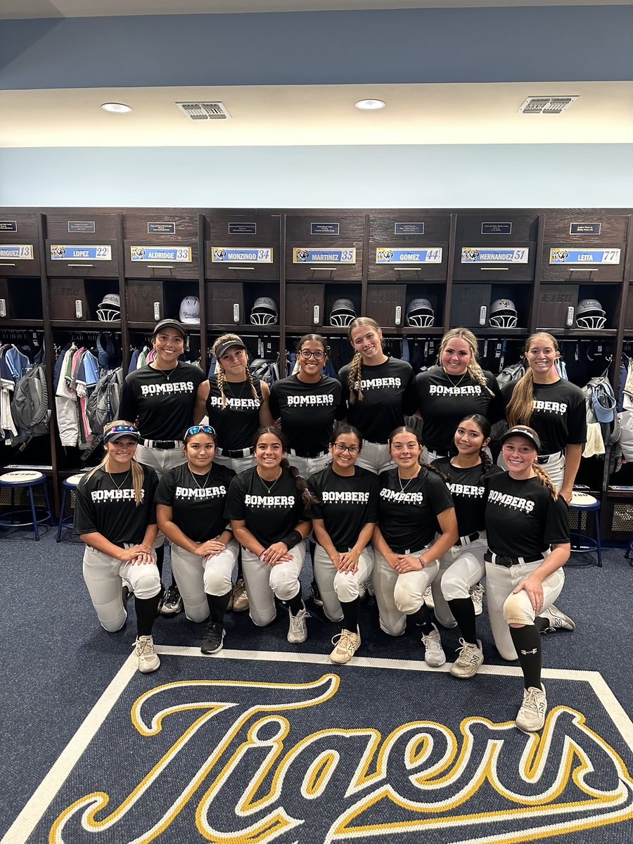 Texas Bombers Gold 16u Divine tweet media