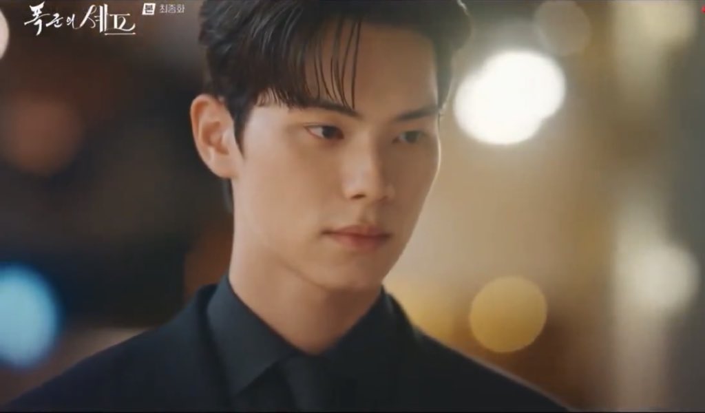 kdramasnews's tweet photo. já tá podendo falar? porque sinto que deveríamos https://t.co/g8kdkwsHxk