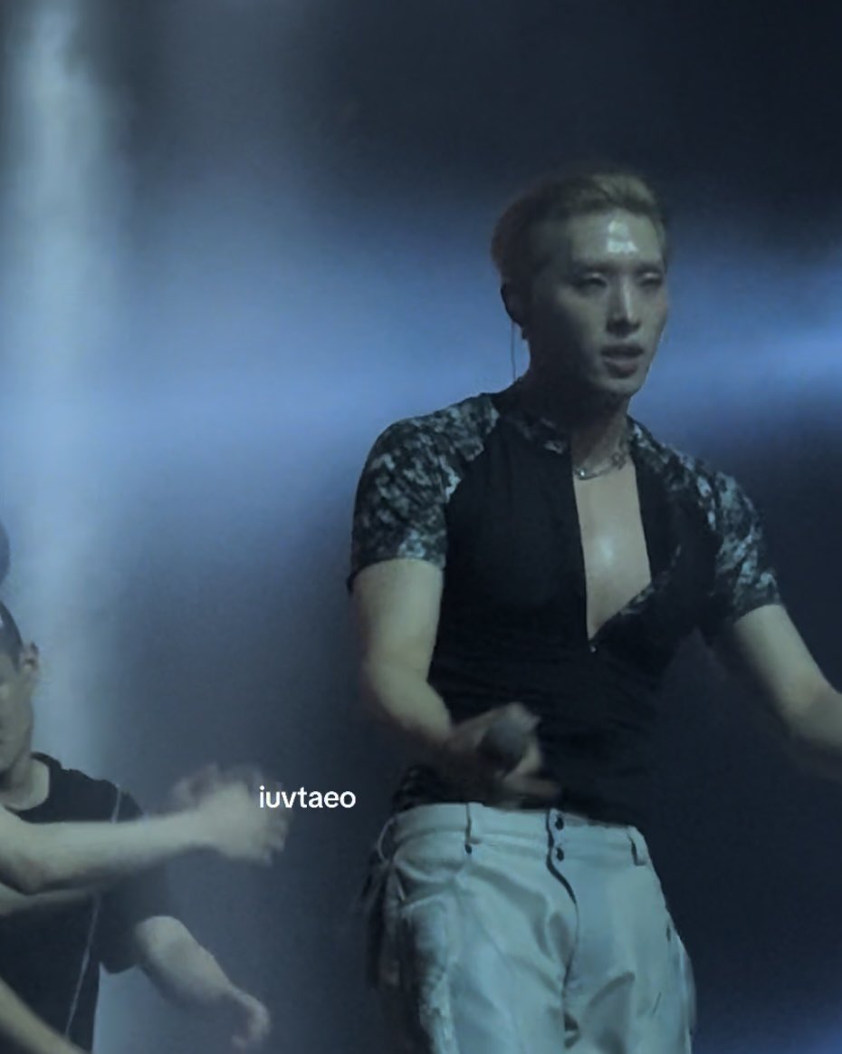 mari🪽 tweet media