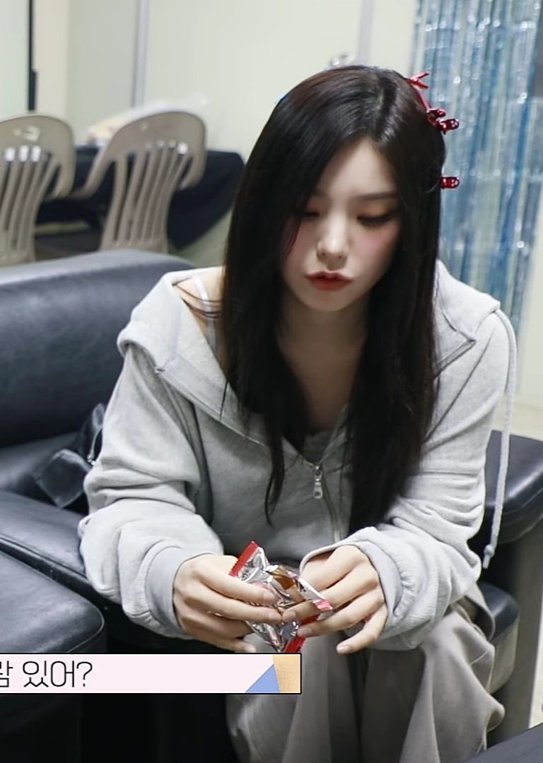 em3w7's tweet image. MIDZY, vote for ITZY at the 2025 BreakTudo Awards! ITZY is nominated in two categories: K-Pop Hit of the Year - Girls Will Be Girls and International Female Group
Link 🔗
• International Female Group — vote.breaktudoawards.com/vote/hit-k-pop…
VOTES ARE UNLIMITED!!!!!! #ITZY #ITZYSUPPORT