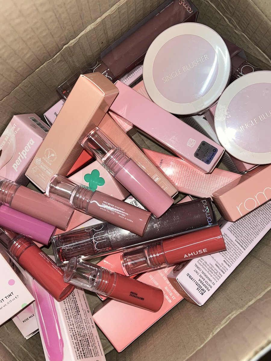 โล๊ะของง มือ1 ราคาไม่เกิน100ทุกชิ้น!!!
💗ปัก+รี+ฟอล ลด 10 บาท
💗ส่งเเฟลช 40- ทุกออเดอร์