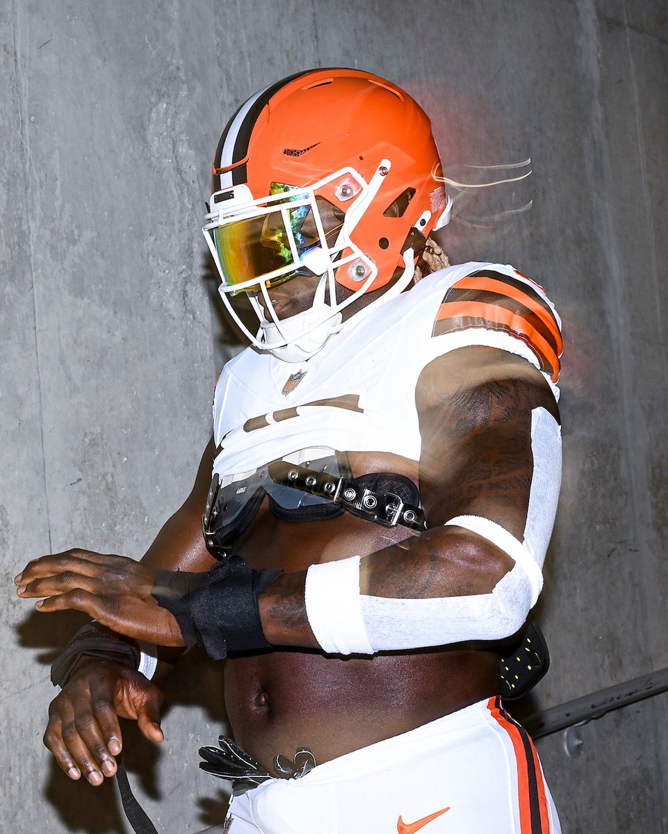 Browns's tweet image. pregame's been a 𝘣𝘭𝘶𝘳