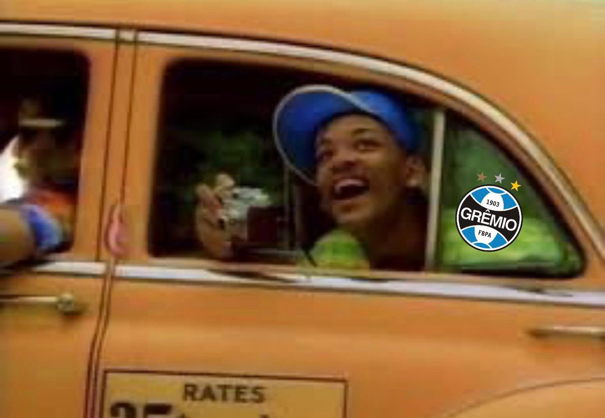 Time do Grêmio conhecendo a primeira página do Brasileirão