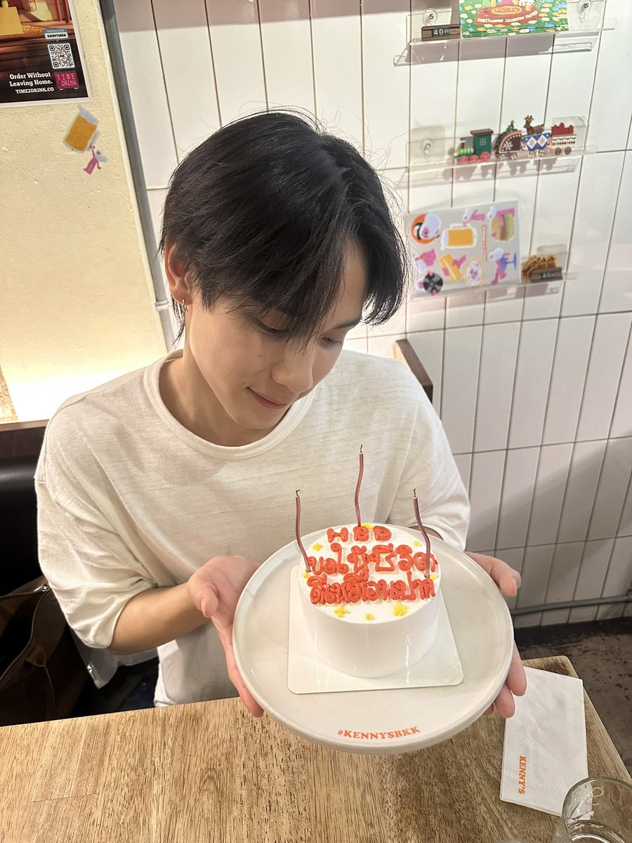 SurfJavaBolivia's tweet image. Surf le fue a festejar 🤭✨

#Java20thChapter