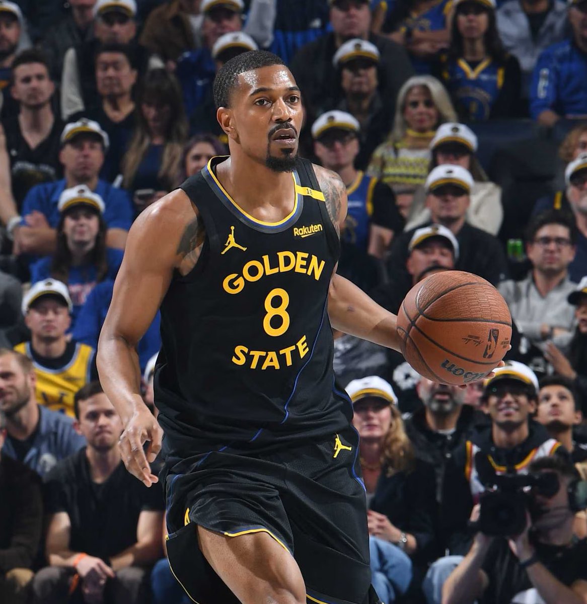 GSWBallReport's tweet photo. De’Anthony Melton has been seen working out at Chase Center, per @MontePooleNBCS 

On the Dubs Talk podcast, Poole said Melton has been working out at Chase and, according to someone who’s seen him, is “progressing well.” 👀

(h/t @BlueManHoop) https://t.co/nebZz9czXo