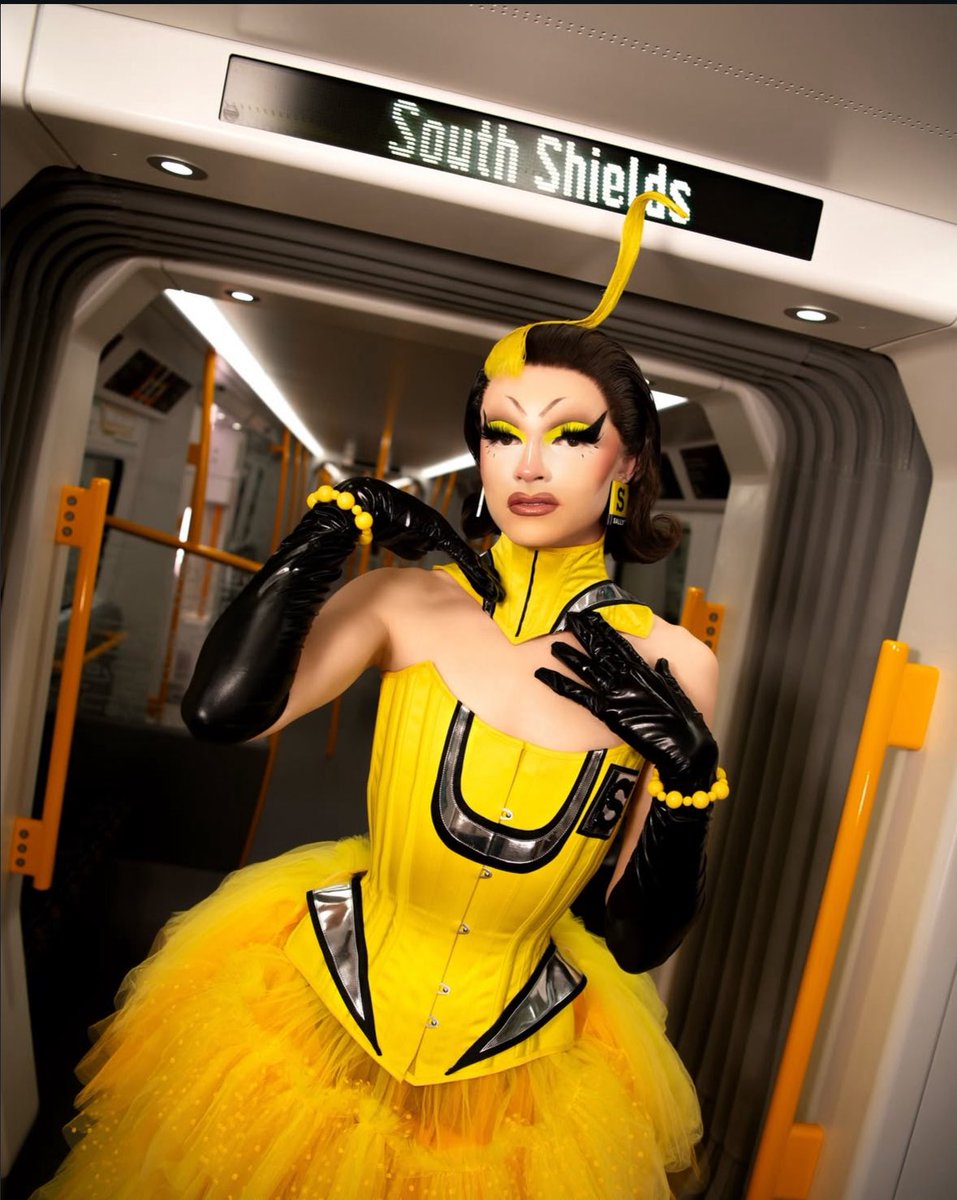 Drag Crave tweet media