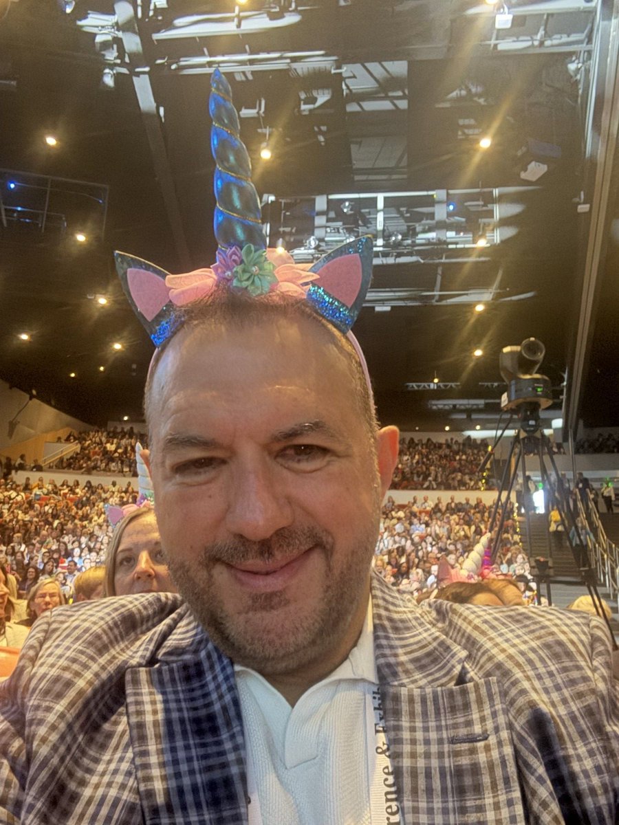 FloridaAAP's tweet image. FCAAP leaders had a blast at #AAP2025 yesterday. We&apos;re ready for today&apos;s fun. Find FLynn with Alicia and Ashley in the Exhibit Hall for another entry into the FCAAP raffle drawing and don&apos;t forget to stop by PCC&apos;s booth #1703 to get your glow sticks for tonight&apos;s festivities!