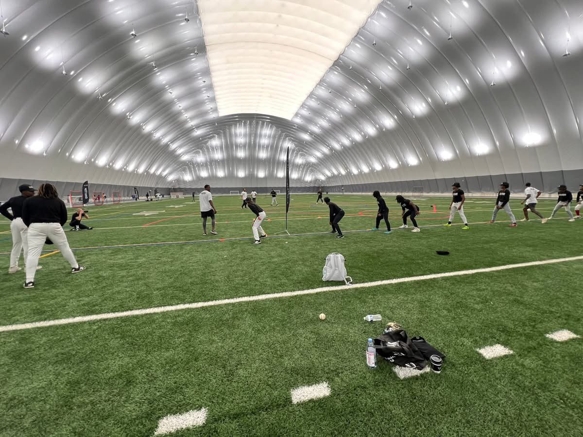 Many thanks for the Full Count Foundation and The Players Alliance for hosting a great camp yesterday in the D.   <a href="/EyanKavulick21/">Eyan Kavulick</a> <a href="/KhariKumasi25/">Khari Kumasi</a> and <a href="/_ju4ntorr3s_/">Juan Torres</a> all had a great time and enjoyed furthering their education.