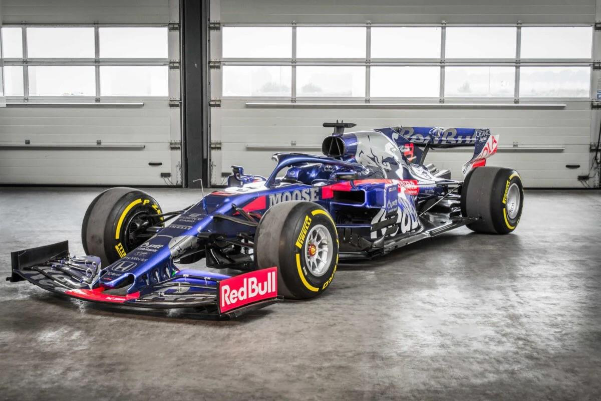 FormulaRapidaEN's tweet photo. #F1Authentics auctioning 2019 podium finisher Toro Rosso of Pierre Gasly in its original livery: https://t.co/a9i5wnr3F3 #F1 | @MsportXtra https://t.co/9JvvmGSN2z