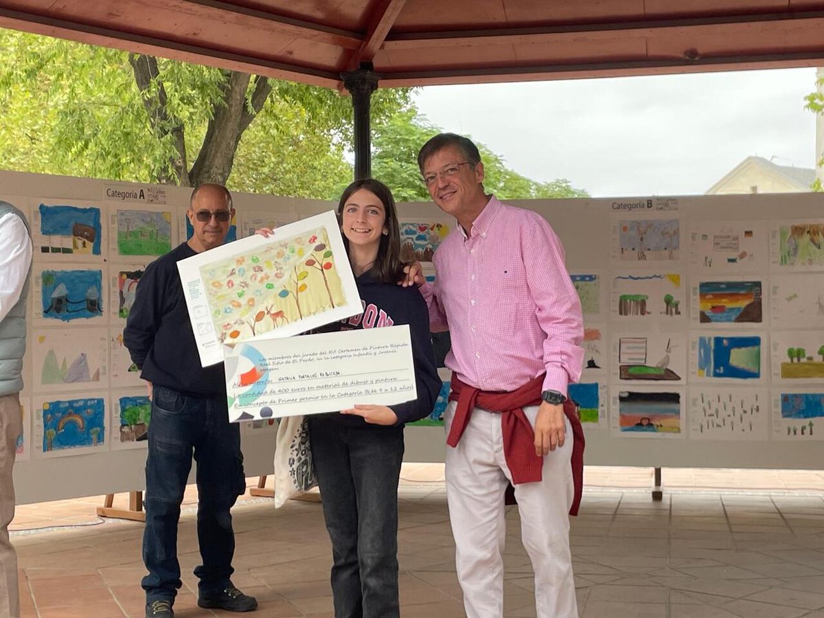 🖼️Fuencarral-El Pardo ha celebrado esta mañana la XVI edición del Certamen Nacional de Pintura Rápida Real Sitio de El Pardo con150 participantes 

✅<a href="/Mtnezparamo/">José A Mtnez Páramo</a> ha asistido a la lectura del fallo del jurado que ha determinado los ganadores 

👉informate.madrid.es/0g0e22