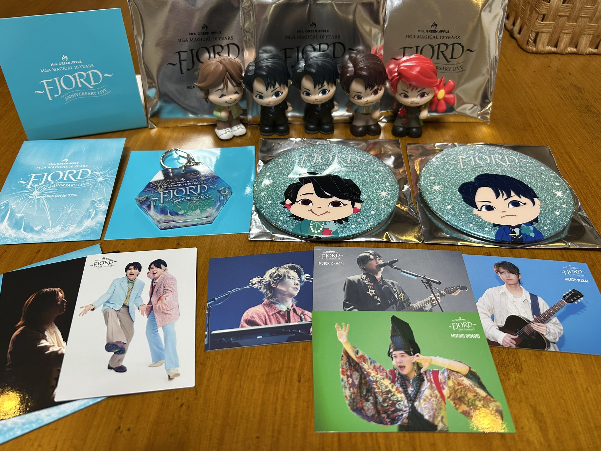 (もち) ミセスアニバーサリーFJORD(クロップド、XL)合計2 Mrs.GREEN APPLE アニバーサリーライブ〜FJORD（フィヨルド