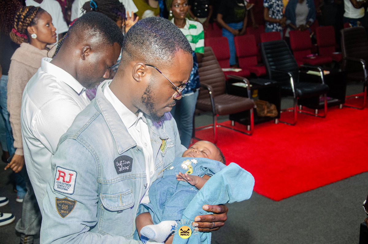 nrcc_adoekiti's tweet photo. Welcome baby Emmanuel Jeshurun Williams into the family of God!
May you grow in the knowledge of God!
Congratulations to the Williams family! ❤️
#ChildDedication
#sundayservice #friendshipservice #church #nrccglobal #apjsays https://t.co/OrYx0ExYwf