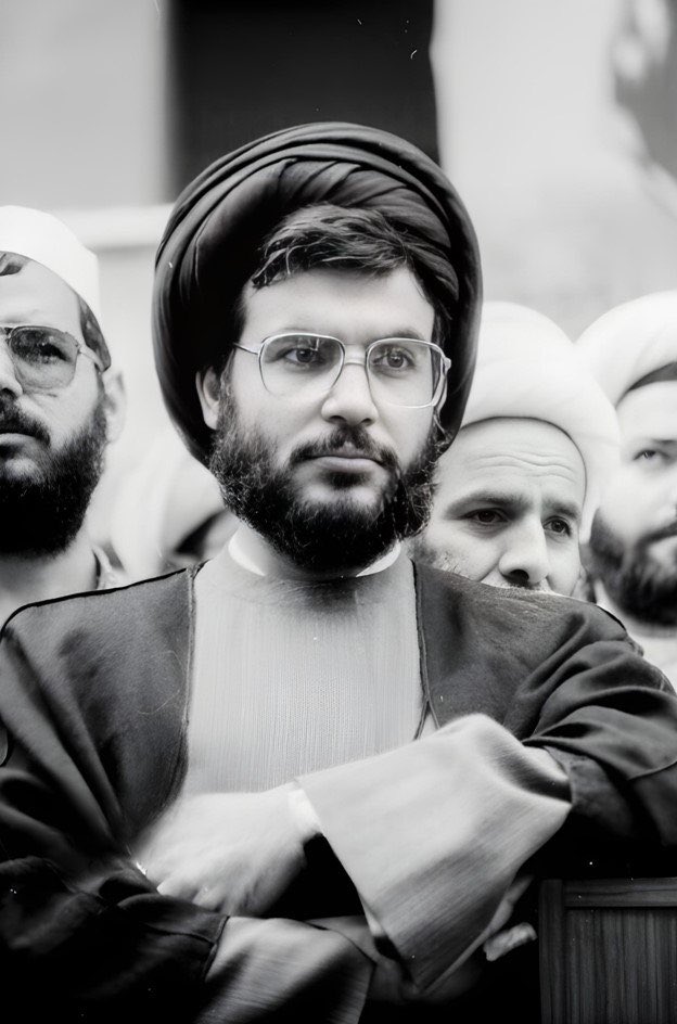 sarbaze100's tweet photo. یک سال از رفتن این اسطوره گذشت؛ ایرانی ترین عربی که تا وقتی بود اسراییل جرأت جنگ با ایران نداشت. خدایش رحمت کند..
#انا_على_العهد https://t.co/8jWH9cGZL1