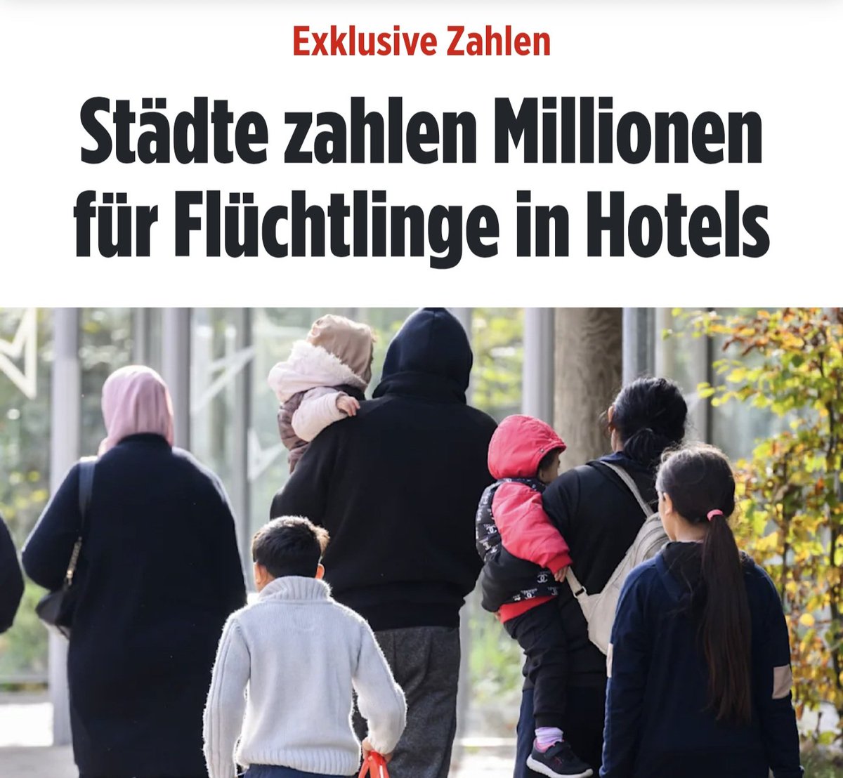Städte zahlen MILLIONEN für die Unterbringung von Flüchtlingen in Hotels!

Aber sie wollen Pflegegrad 1 abschaffen, um Geld zu sparen! 😡😡😡

Im ersten Halbjahr 2025:

Hamburg 86,3 Mio. €

Berlin knapp 37 Mio. €

Köln mehr als 12 Mio. €

Düsseldorf 5,5 Mio. €

München 4,9
