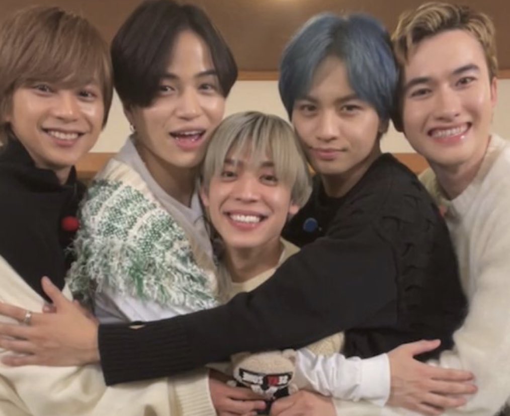 idolakadayo's tweet photo. SexyZone結成14年おめでとう
5人をぜってーわすれない
#ずっと5人を応援します https://t.co/eP1ECSbPSi