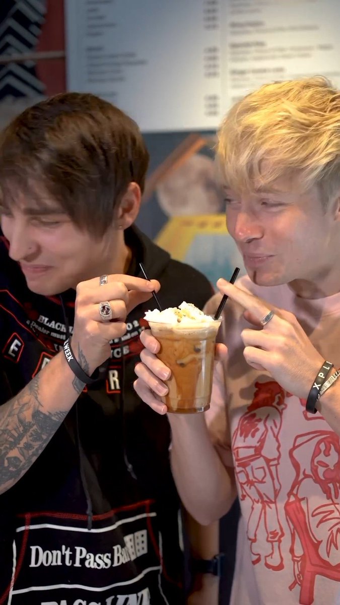 Claire 👩🏻‍🦰 tweet media