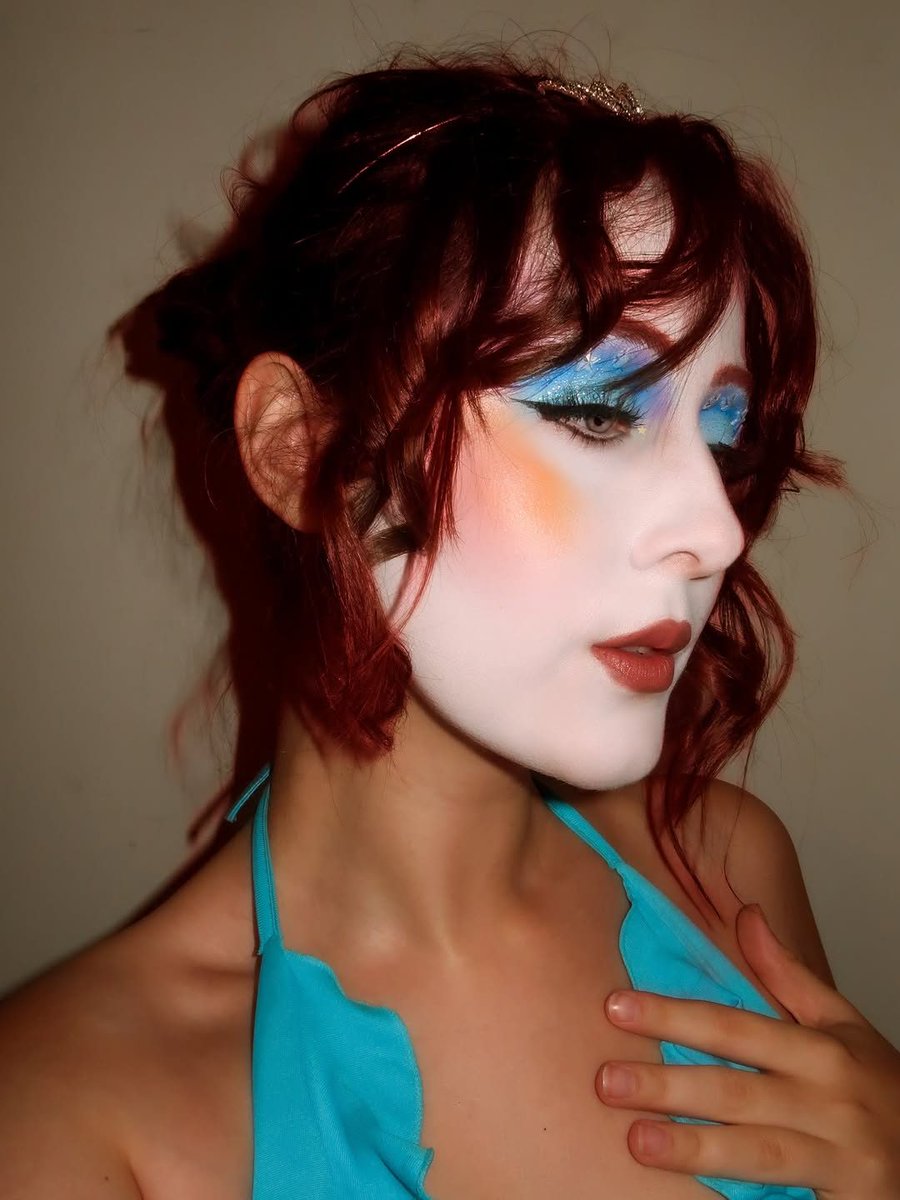 ColourPopCo's tweet image. She&apos;s a cover girl. 🌟🤩 @peachyren_ uses our Blue Moon palette for this midwest princess-inspired look. 🤠