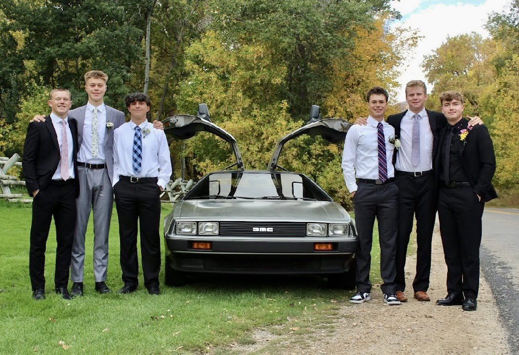 DettmanBrock's tweet image. Thanks for the best HOCO Haydin!  #Wasatch  #BackToTheFuture #EnchantmentUnderTheSea 

@WasatchFB @TheChrisRubio