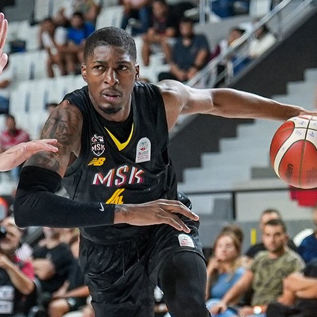 EurohoopsTR's tweet photo. 🏀 Basketbol Süper Ligi 1. hafta maçında Mersin Basketbol, Manisa Basket'i 87-68 mağlup ederek lige galibiyet ile başladı.

🟡 Ronald March: 16 sayı - 4 ribaund
🟡 Pako Cruz: 15 sayı - 5 ribaund - 5 asist

🔴 Maozinha Pereira: 11 sayı - 5 ribaund
🔴 Dayshon Smith: 11 sayı https://t.co/KTKaimQrhO
