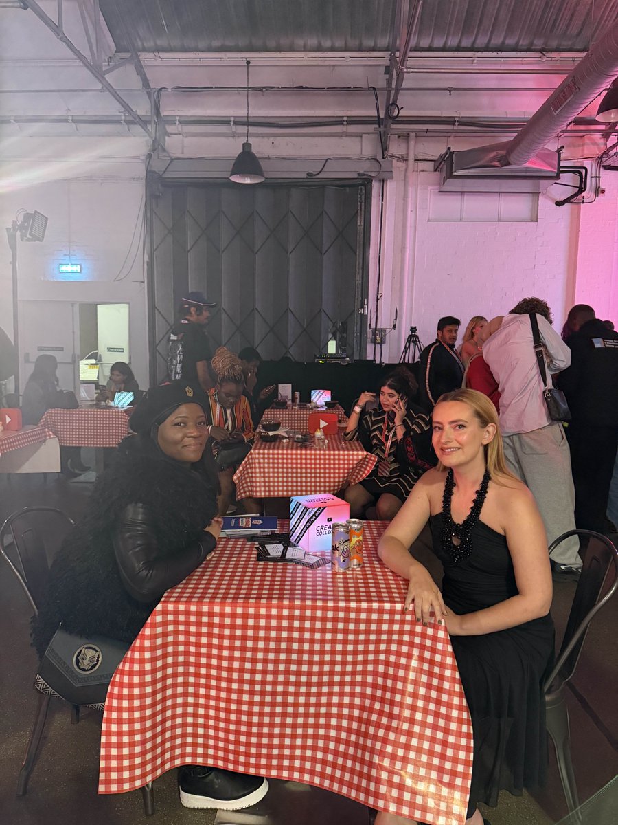 ToxiMoxi tweet media