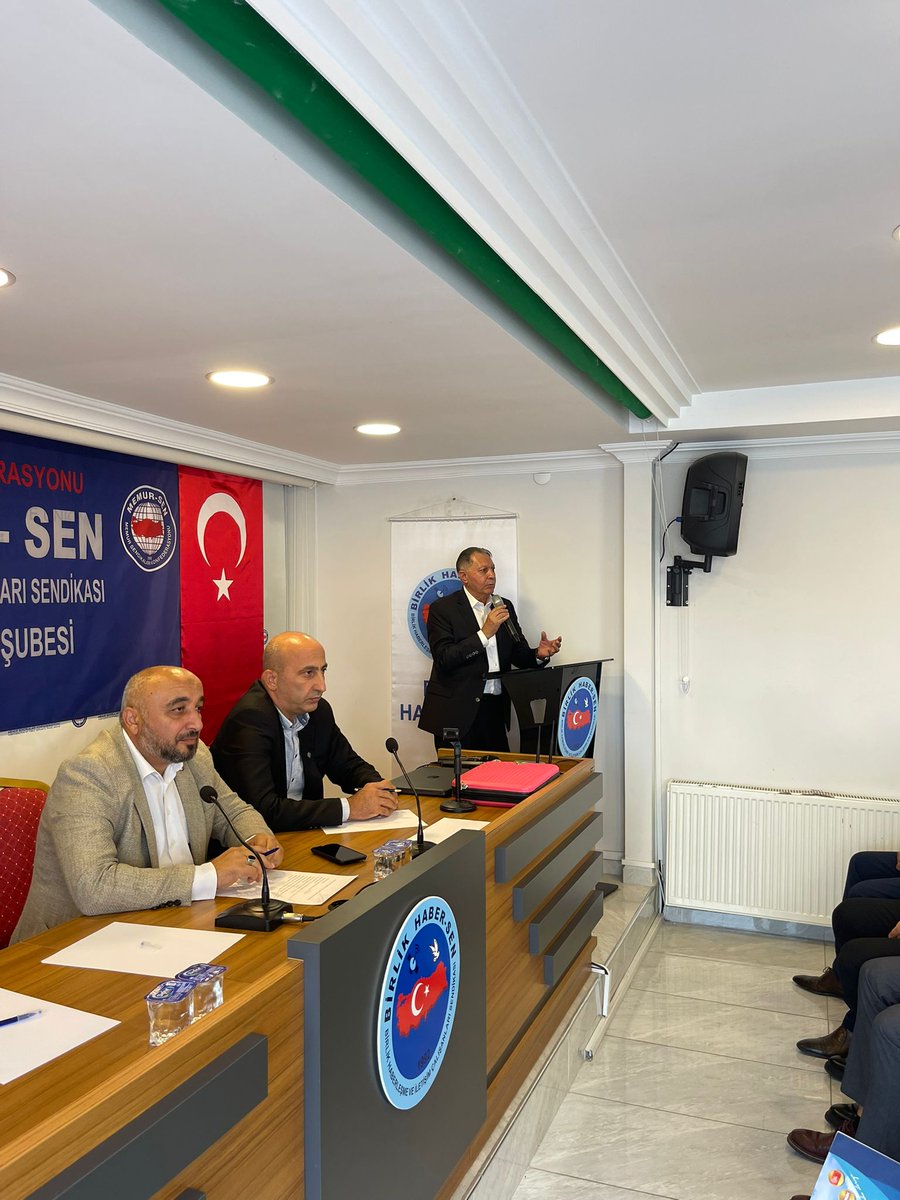 Murat__MENGEN's tweet photo. Birlik Haber Sen Sakarya 2 No'lu Şubemizin 2.Olağan Genel Kurulu' nda Divan Başkanı olarak görev yaptık. Güven tazeleyerek yeniden seçilen Sn. Arif ALPASLAN Başkanımızın şahsında şeçilmiş olan tüm arkadaşlarımızı tebrik ediyor, başarılar diliyorum.

@_aliyalcin_                    @_omerbudak_
@BirlikHaberSen          @arifalparslan
