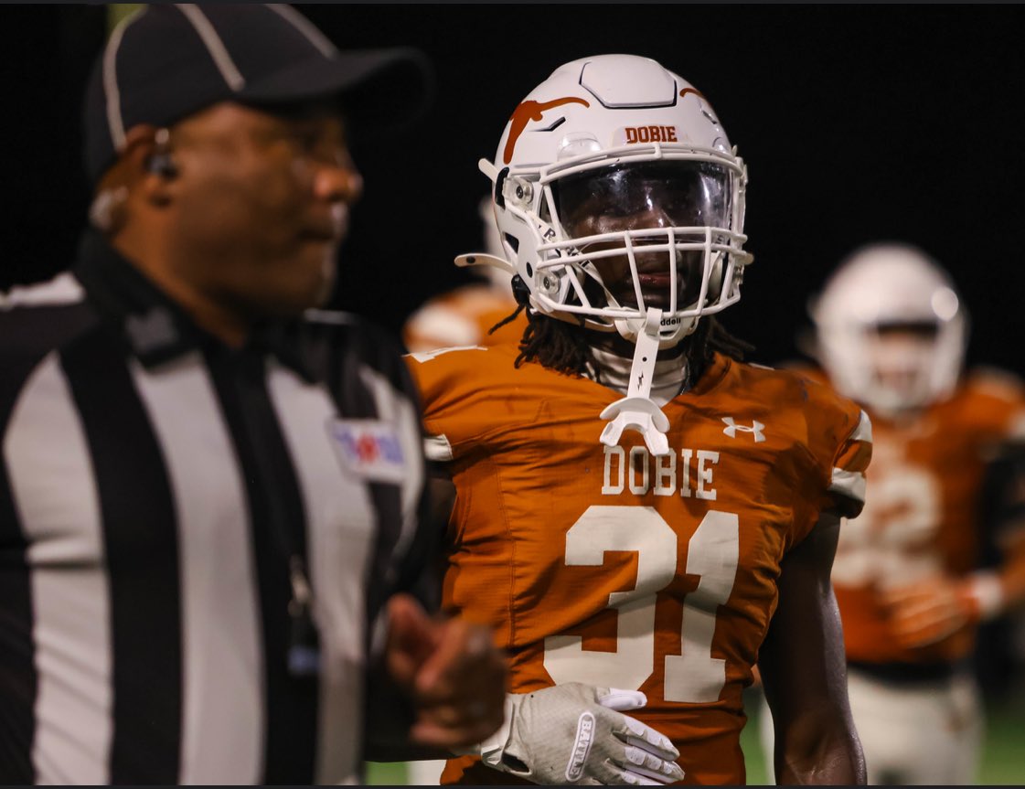tysonr_333's tweet photo. 25 total tackles through first 4 weeks from FS https://t.co/UQgFdvKo0M