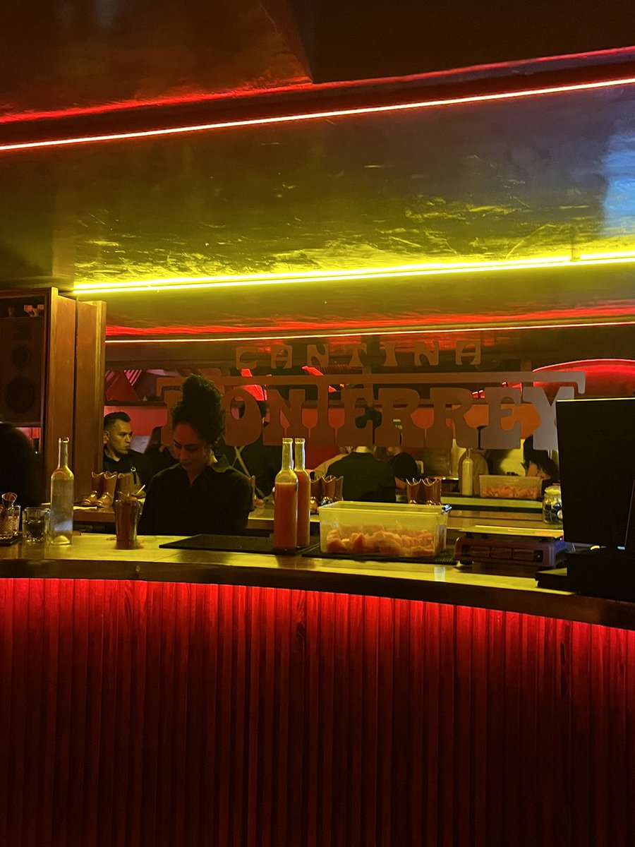 ayer regresé a san luis por un momento