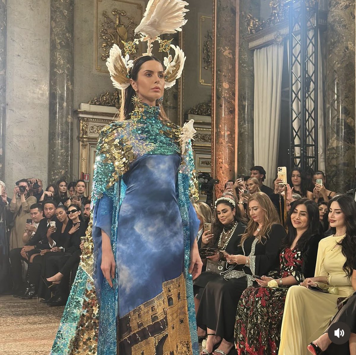 kurdsonx's tweet photo. The kurdish attire show by designer @LaraDizeyee in Milan fashion week https://t.co/z58RAf12S9
