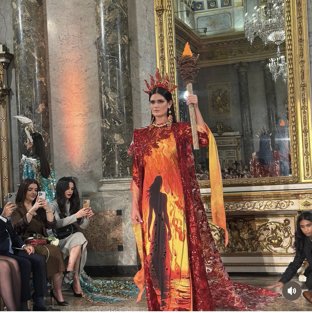 kurdsonx's tweet photo. The kurdish attire show by designer @LaraDizeyee in Milan fashion week https://t.co/z58RAf12S9