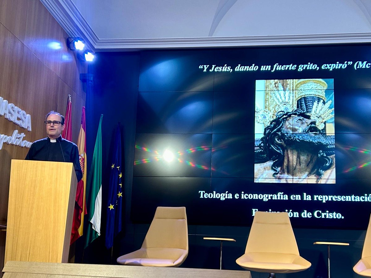 Jornada Cultural - 450 Años Museo
Compartimos imágenes de la Jornada Cultural Expirare in Aeternum que se celebró este sábado en la sede de <a href="/emasesa/">emasesa</a> en #Sevilla. Damos las gracias a todos los ponentes por asistir, así como a todos los hermanos y amigos que nos quisieron