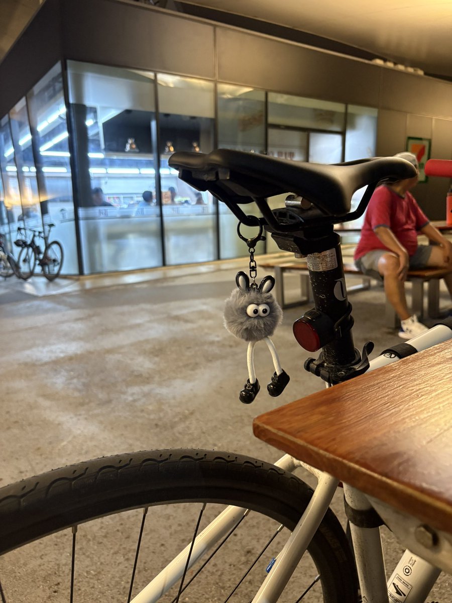 ใครเจอที่สนามฟ้าทักได้นะครับ กิ้วๆ