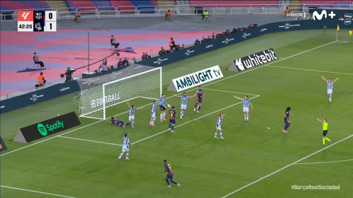 se quejan todos de que era puerta, pita corner y gol en contra, mola