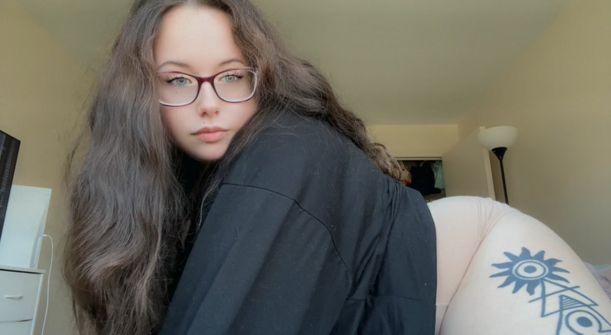 Lapïs Snöw tweet media