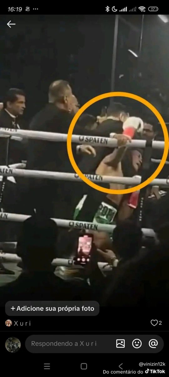 arturmilgrau's tweet photo. @Um_Sabonete @Thiag0Almeida e ainda aguentou um mata leão do werdum https://t.co/fvd6XNvab1