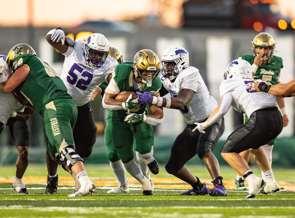 JSickingPhoto's tweet photo. Fun night out at Riverview Health Stadium capturing the rematch of last year's 6A State Finals between Brownsburg and Westfield. https://t.co/YjPpyJ2FTC