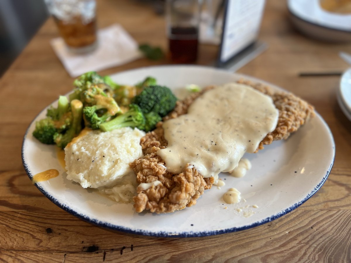 RobFontenot's tweet image. One of the best chicken fried steaks in San Antonio @RichOToole