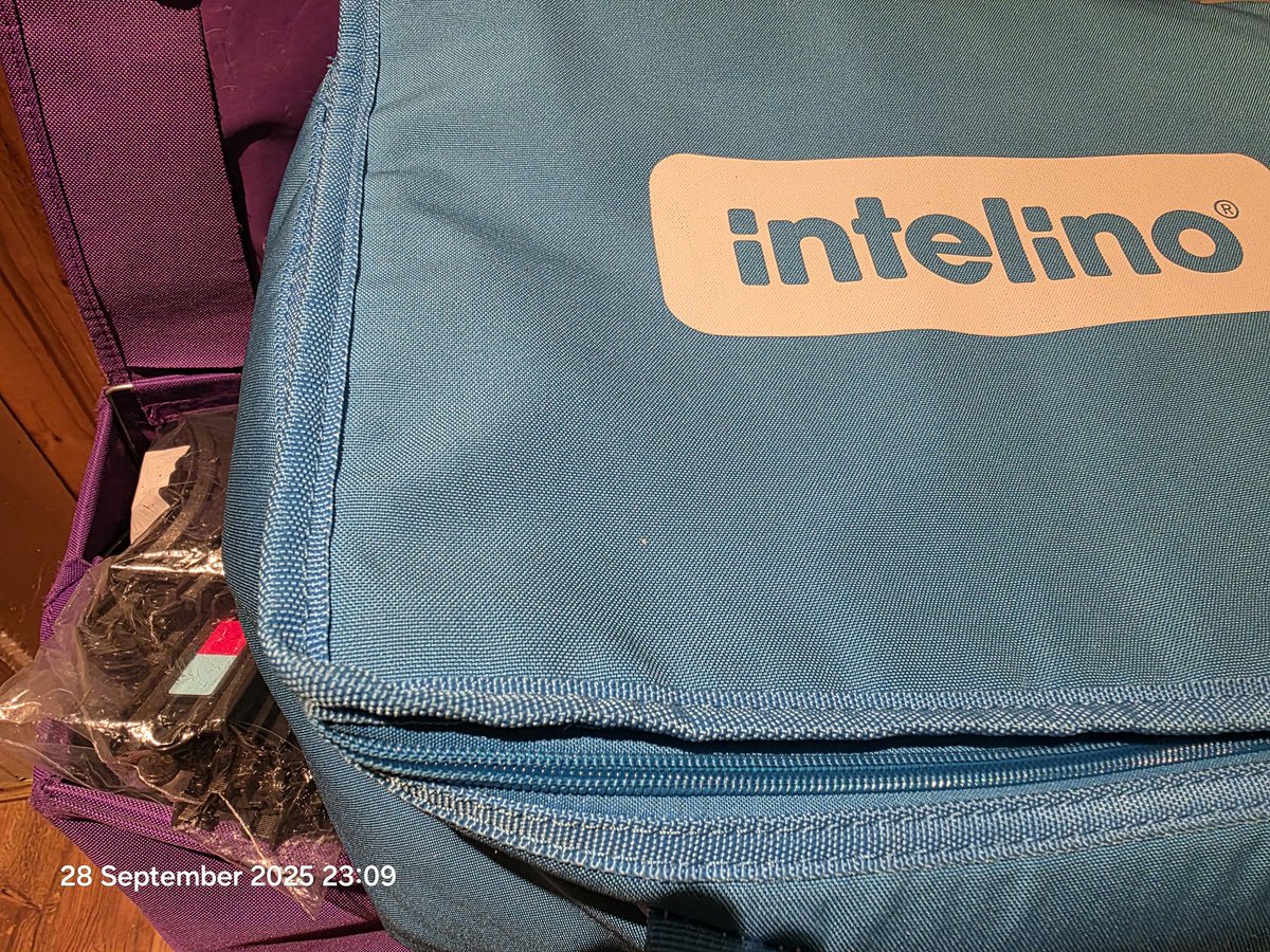 TsuiAllen's tweet photo. 15 starter sets of @intelino #SmartTrack plus enough accessories to build a layout that I aim to extend around the 30 seater computer room at the Secondary school I teach in on Fridays. Goodnight! https://t.co/IYKxsezfOQ