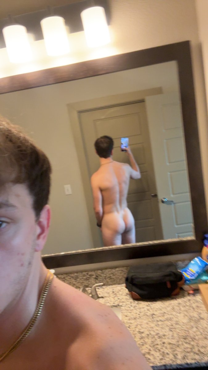 Hunter L tweet media